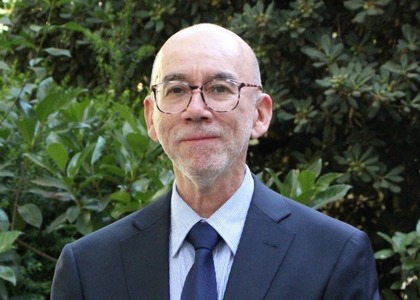 Facultad-Derecho-Universidad-Finis-Terrae-estudiantes-homenaje-profesor-Juan_Andres-Orrego-libro-Derecho-Civil-Parte_General-teaser_9dc624bd5b381aebe2faa1c97c073777