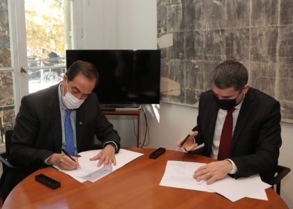 Firma-convenio-turquia-exterior_bc30a8d93522c7f079836983315e8e13