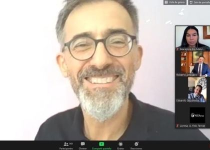 catedra-ampuero-antoni-guiterrez-exterior_59d6c88d58a457bdb1202558dbfde203