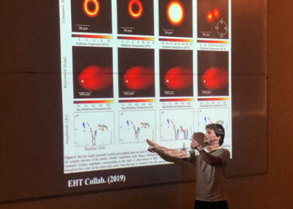 420x300_Agujero_negro_Periodismo_bc7738e14bbab477cec81c7c12b6c918