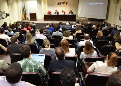 aula-magna-teaser_33b7cb488b4b494582f58a5ec2116906