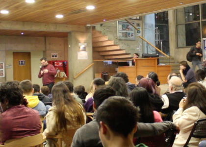 charla-luis-lira-cuba-cafe-literario_29570ffde1e835c3f6a15de024d7a3ce