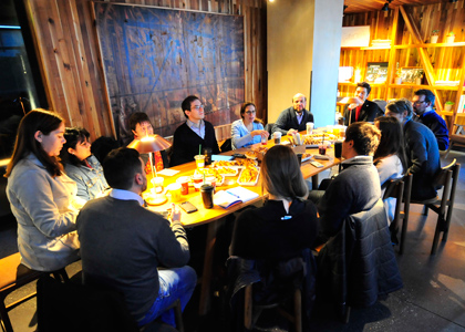 desayuno-nikki-usher-egresados-periodismo-externa_d5bde9efa8dae3357a3061f7de005f7e