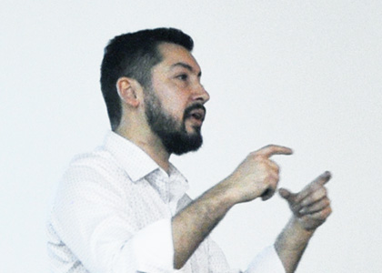 dictan-taller-de-insercion-laboral-a-estudiantes-de-derecho-teaser420x300_6bfa02710ec7854ce8b1dc299cecc66f