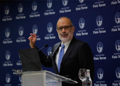 rodrigo-valdes-club-monetario-exterior_2c7665817c8b0544e9d4ba3d5fa5e2b2