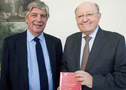 academico-nombrado-embajador-francia-externa_81eea2f59498f44fd7e0c600db88ba29