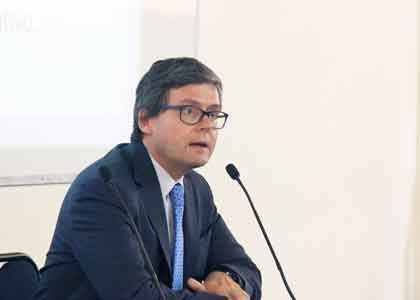 claustro-derecho-exterior_24474aa1543eb025fe0da259d3e900dc