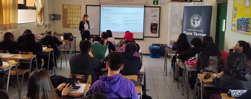 historia-charlas-principal_56b06ad2a4261d564d311d46f01f4260