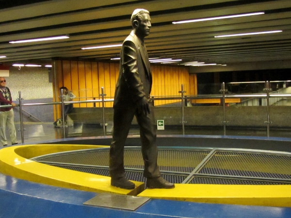 Obra_Osvaldo_Pea_-_El_Viaje_1