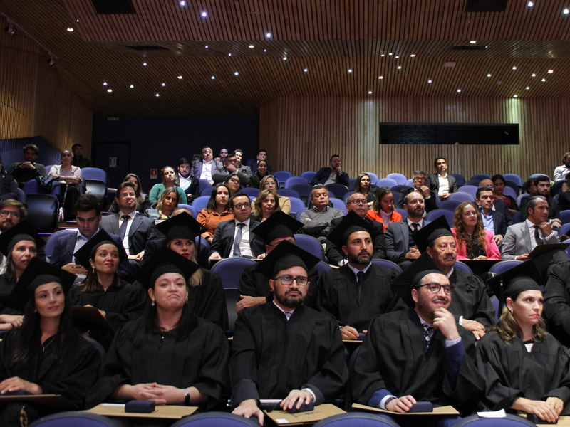 Direccion-Postgrados-Facultad-Derecho-Universidad-Finis-Terrae-titulacion-egreso-grado-academico-magister-diplomado-galeria-11