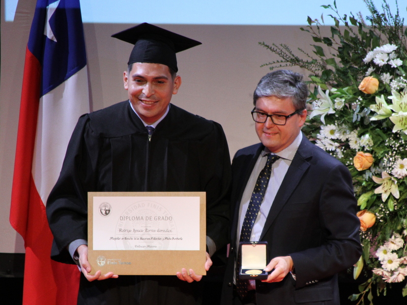 Direccion-Postgrados-Facultad-Derecho-Universidad-Finis-Terrae-titulacion-egreso-grado-academico-magister-diplomado-galeria-8