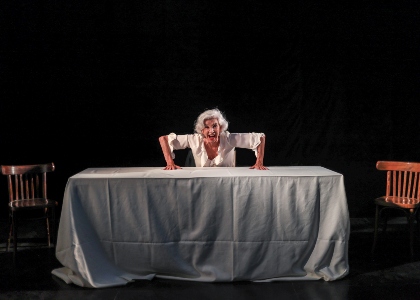 teatro-mil-finis-teaser_19fa350f1d22175511e1f8d55613d29e