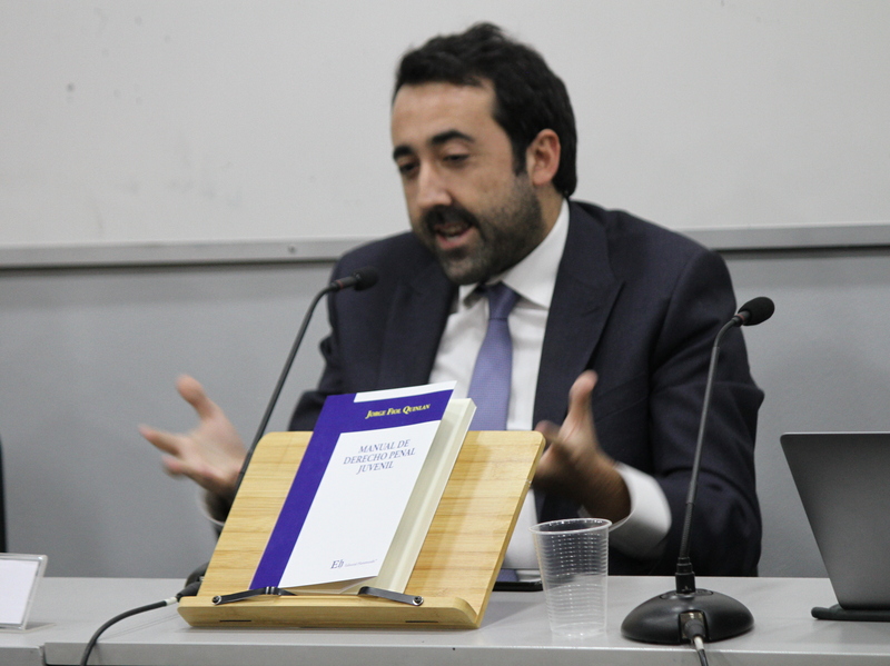 Facultad-Derecho-Universidad-Finis-Terrae-libro-Manual-Derecho-Penal-Juvenil-libro-abogado-Jorge-Fiol-Quinlan-galeria-4