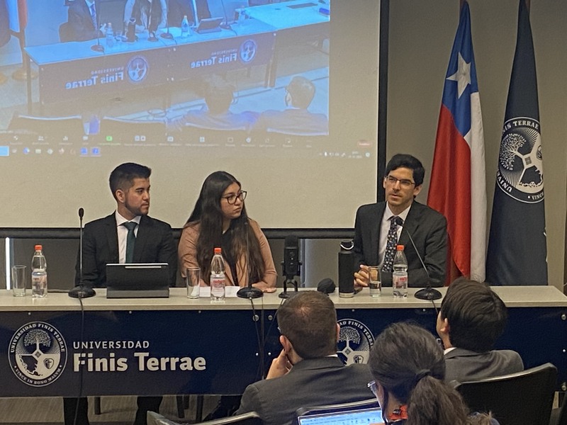 Jose-Pablo-Spencer-CEO-Videsk-Andres-Leiva-Charla-Egresados-vida-profesional-insercion-laboral-completa-1