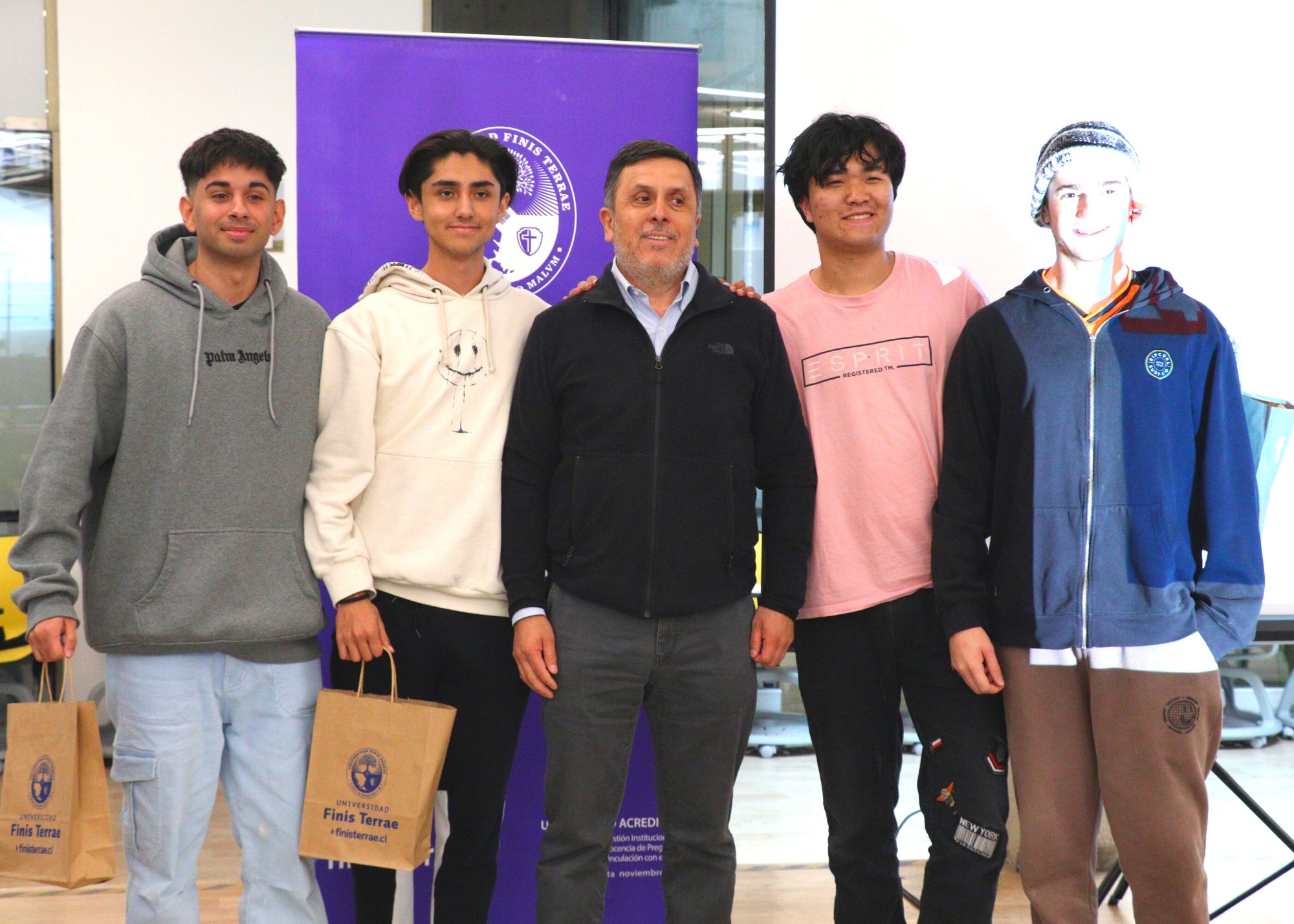 Primer lugar Torneo Robotica FING 2023 01