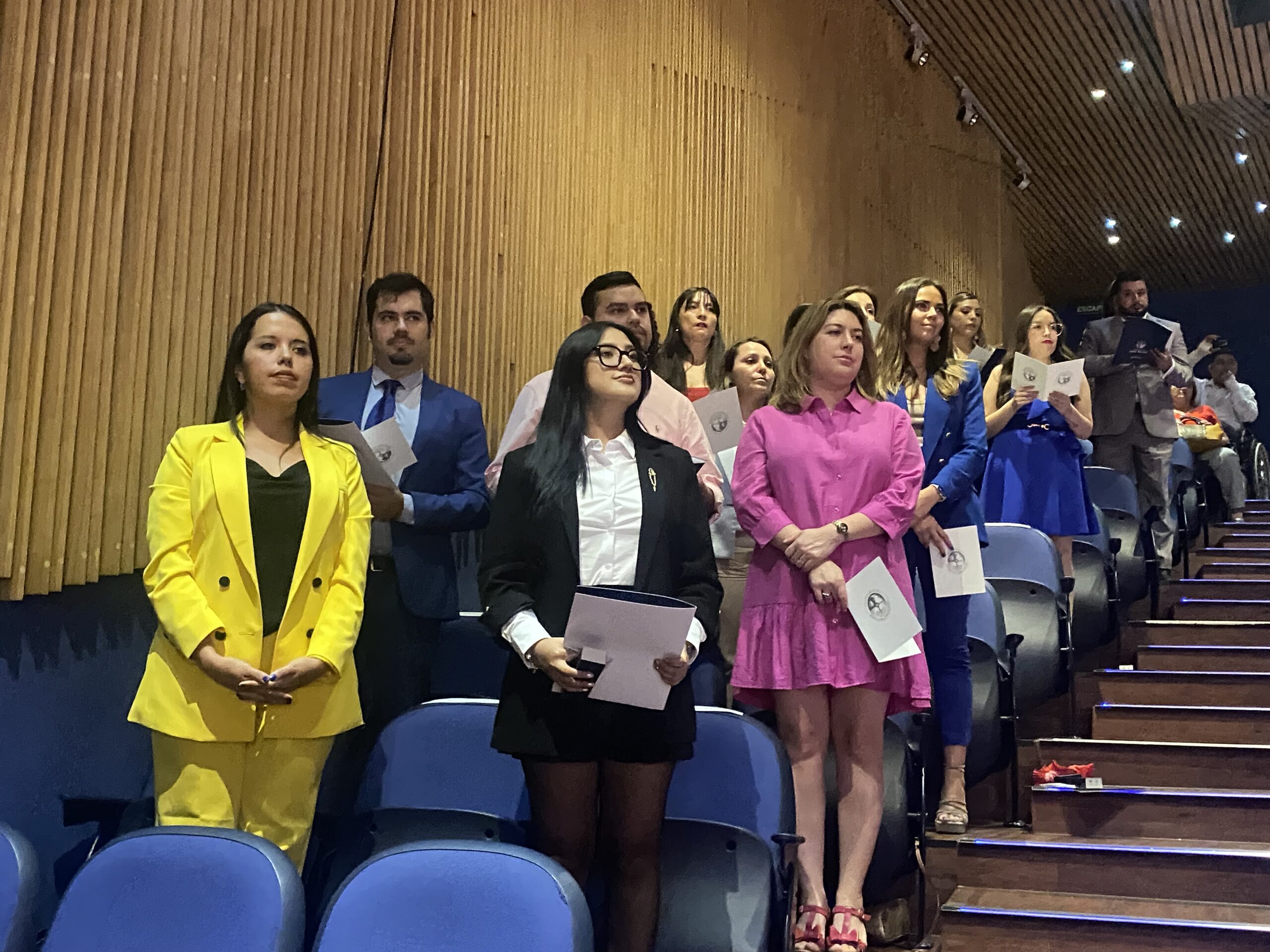 Facultad-Derecho-Universidad-Finis-Terrae-ceremonia-graduacion-generacion-2023-jornada-vespertina-galeria-4