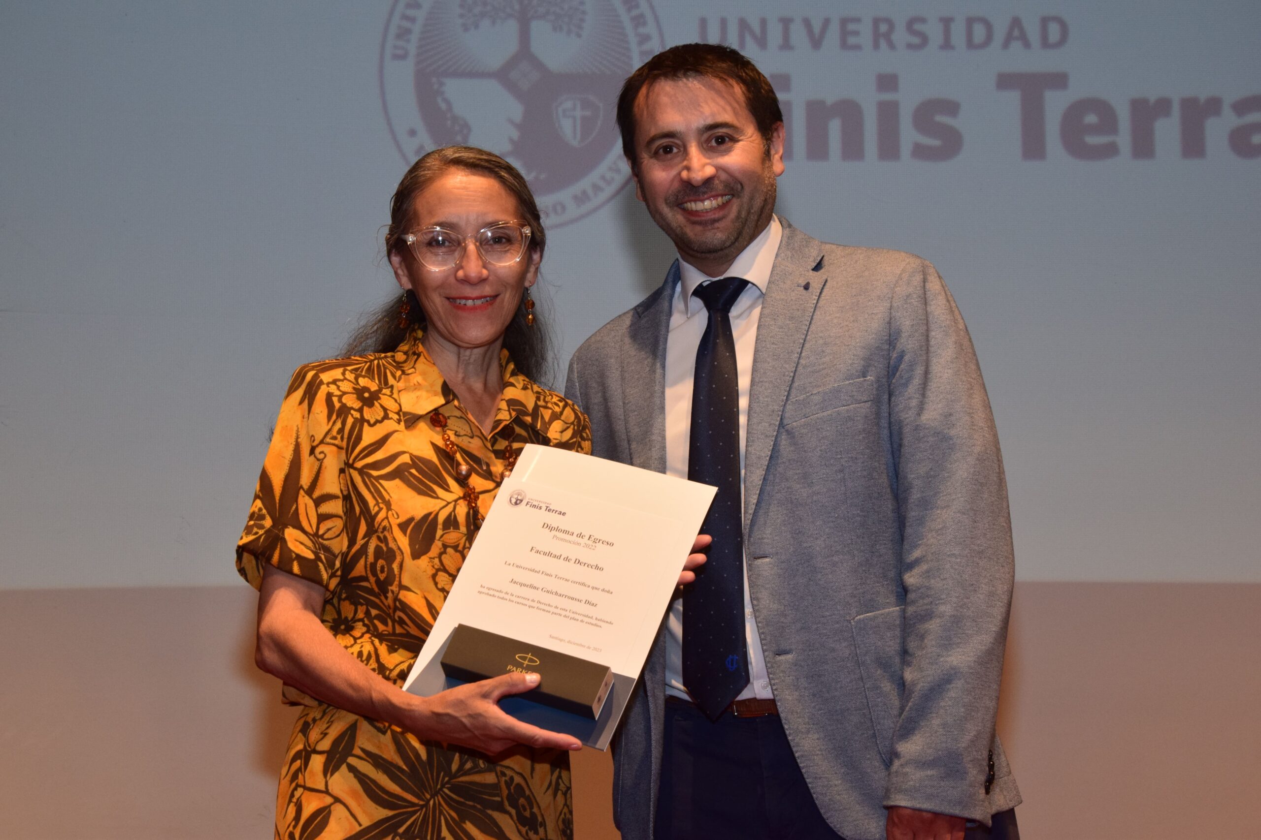 Facultad-Derecho-Universidad-Finis-Terrae-ceremonia-graduacion-generacion-2023-jornada-vespertina-galeria-7