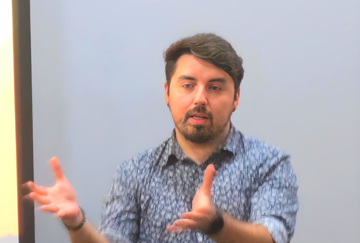 Héctor Pavez Zúñiga CLC 01