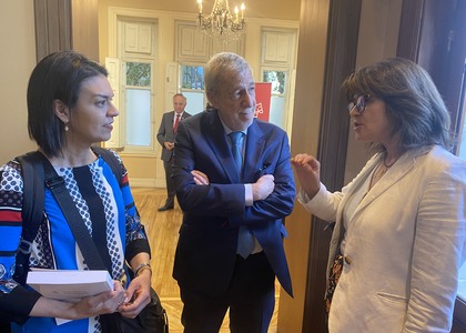 Ivette-Esis-Directora-Investigacion-Facultad-Derecho-Universidad-Finis-Terrae-Internacional-Publico-Solucion-Conflictos-teaser