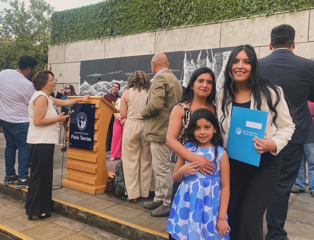 B3512987-78AE-41E4-AB59-FE8F031693D6