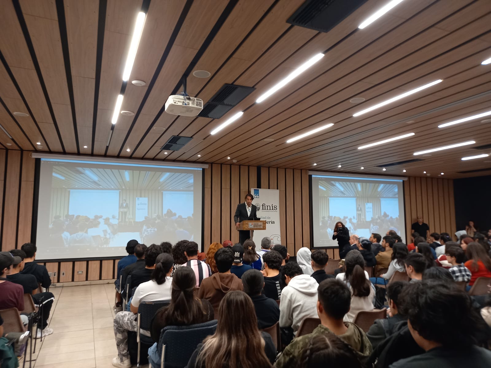 Colegio Ing 220324 04