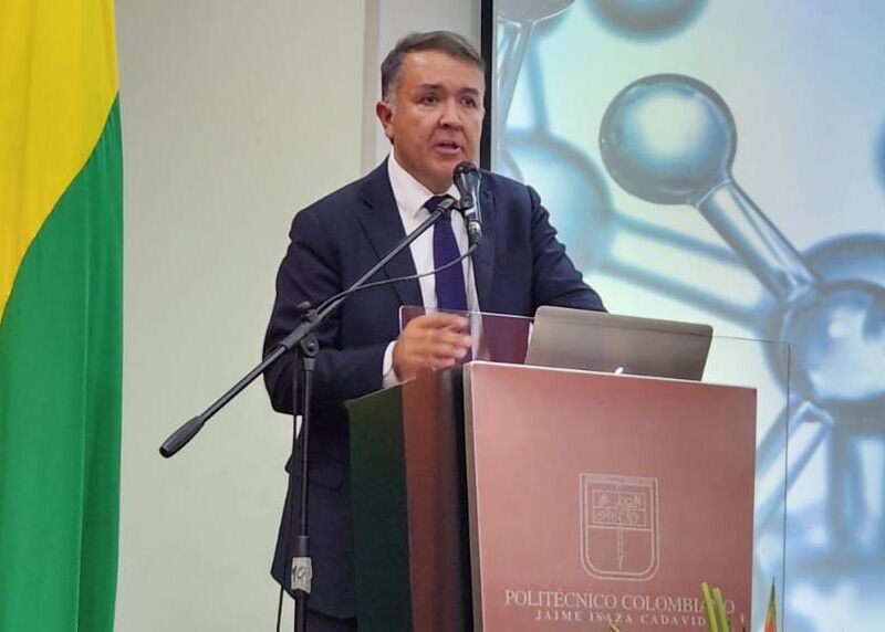 Rodrigo-Rios-Facultad-Derecho-Universidad-Finis–Terrae-II-Jornadas-Iberoamericanas-Derecho-Procesal-Penal-Tribunal-Superior-Justicia-Medellin-Colombia-teaser