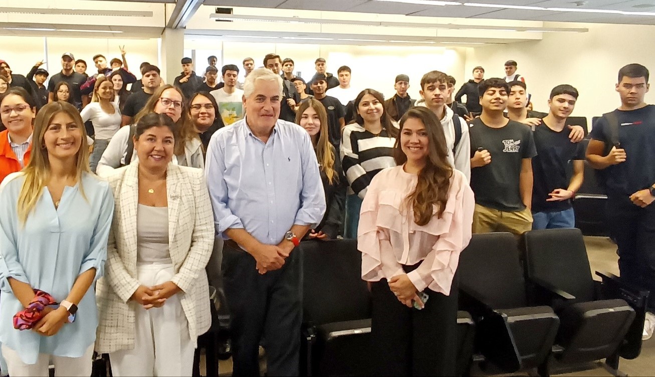 Foto 1 b Cátedra BERNARDO KÜPFER