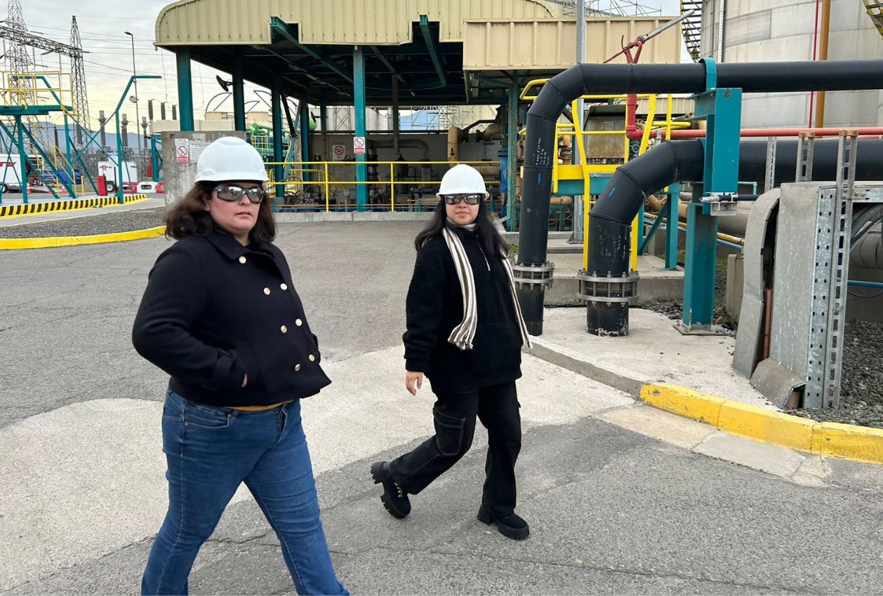 Estudiantes de la Facultad de Ingeniería visitaron la Planta Nahuenco (7)