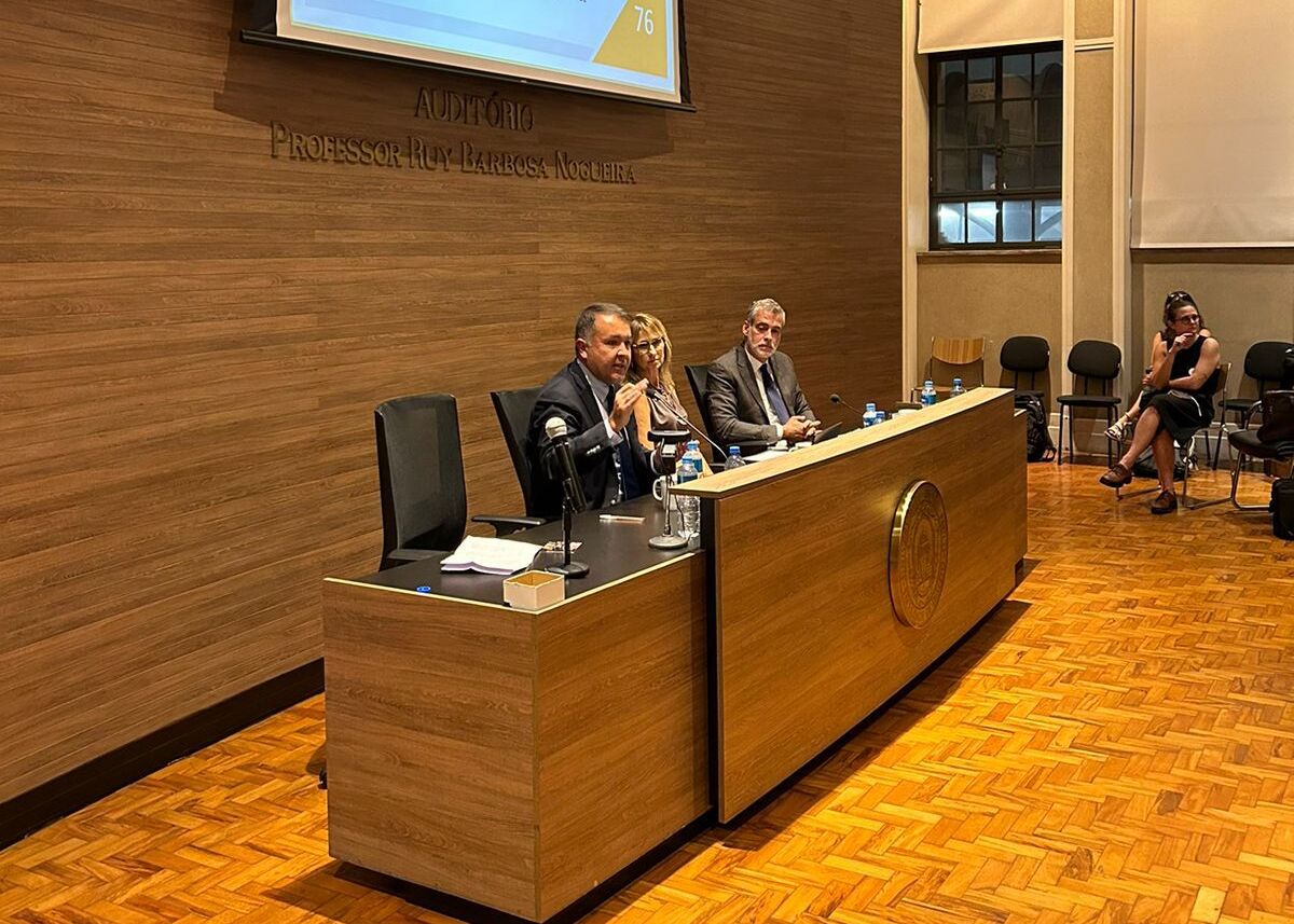 Rodrigo-Rios-Facultad-Derecho-Universidad-Finis-Tererae-Seminario-internacional-error-justicia-reparacion-Universidad-Sao-Paulo-teaser