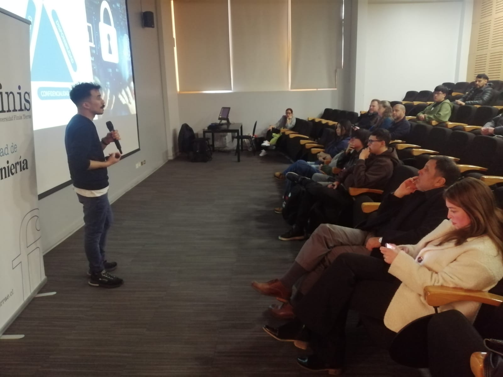 Charla ciberseguridad fing 04 2024-06-24