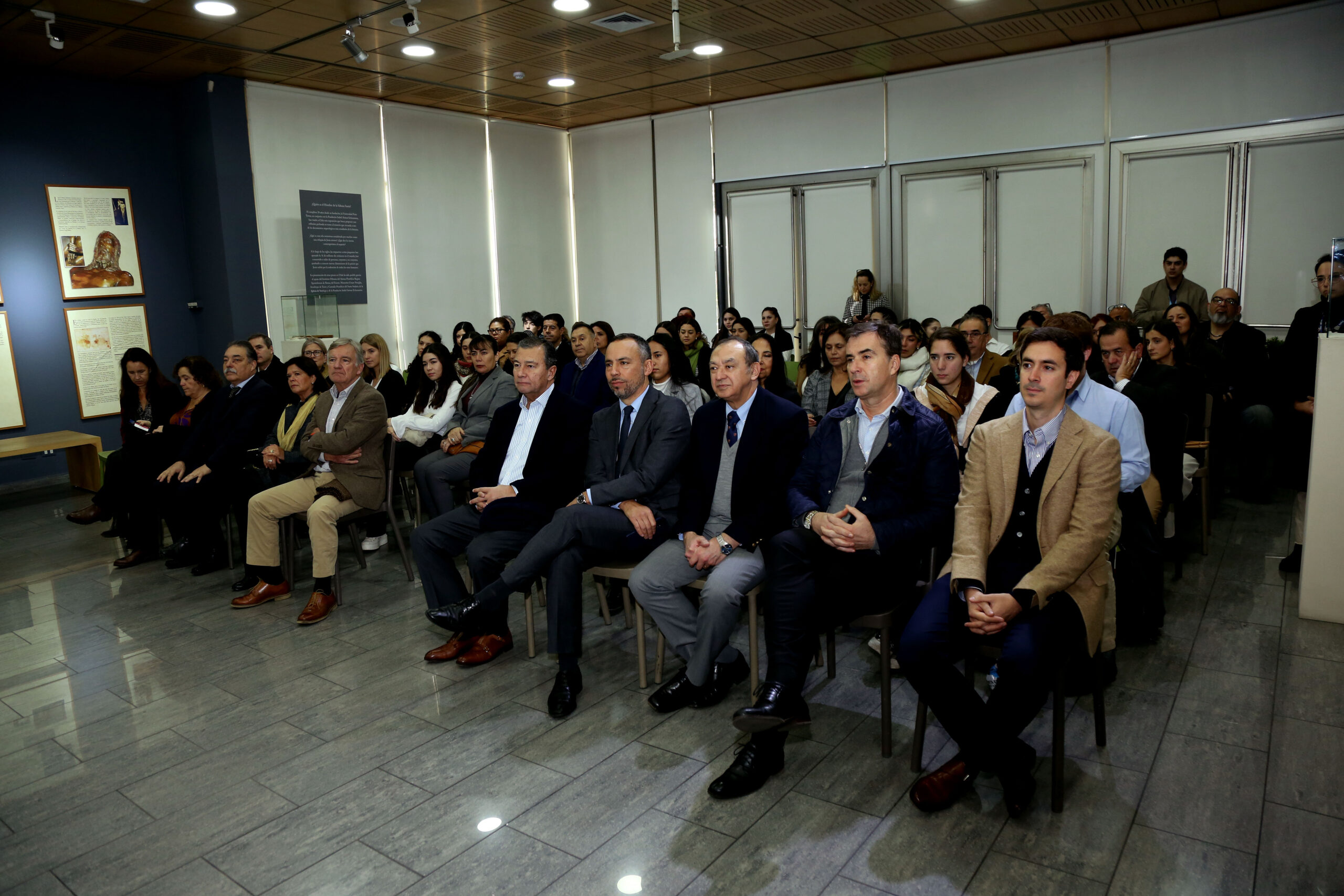 Ceremonia Becas Medicina 2024