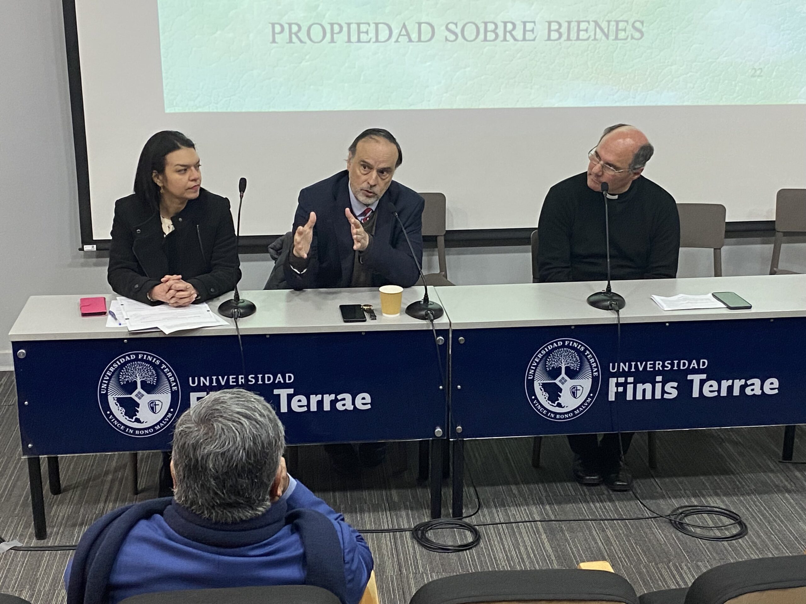 1DBCA2EB-1CD0-4FFC-AEAA-4A9D64DAD7DB