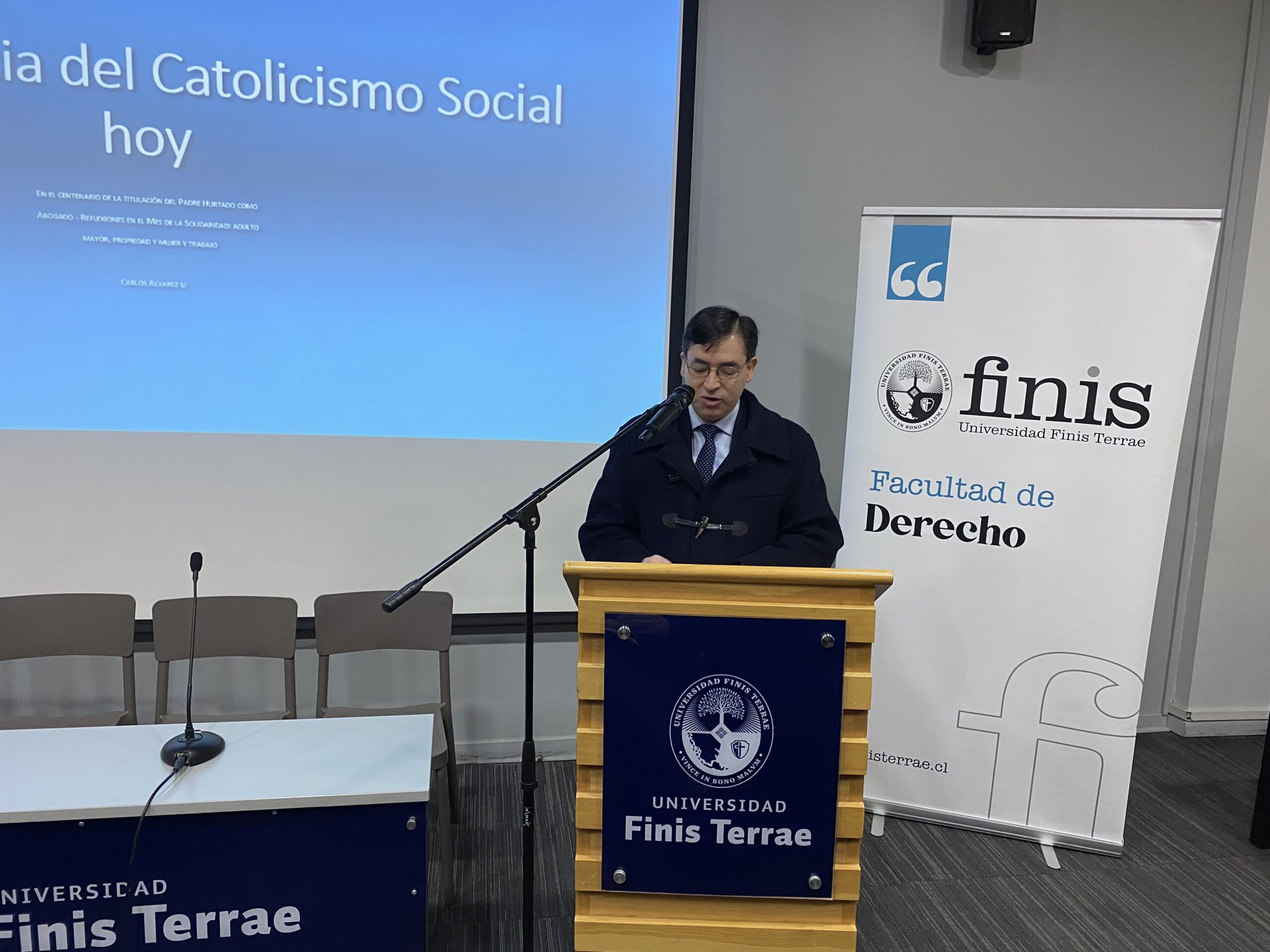 4A3CDE26-5A6D-4C8E-98F9-B057ACA1A457