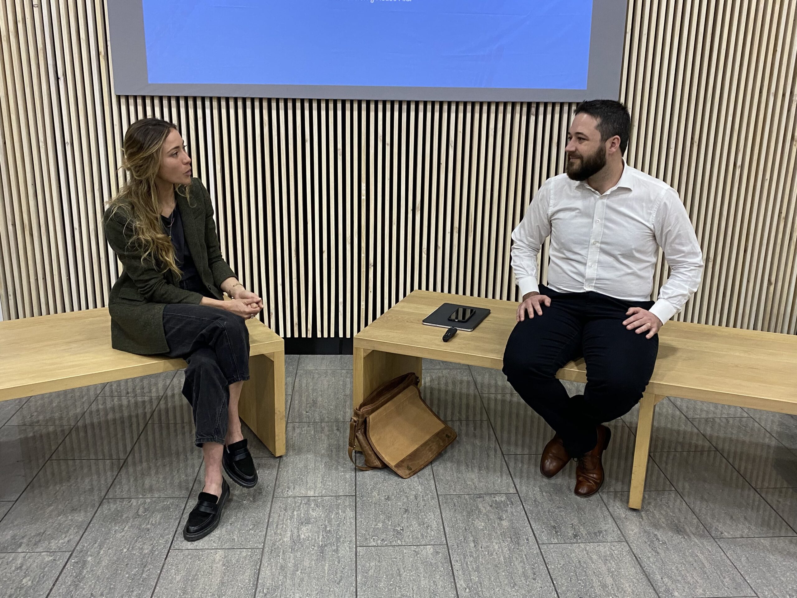 7B1B8963-4F91-4D53-954A-9DBE22977CDA