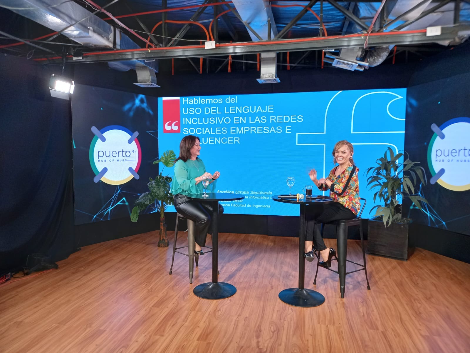 Decana Urrutia eb Wapp TV 03