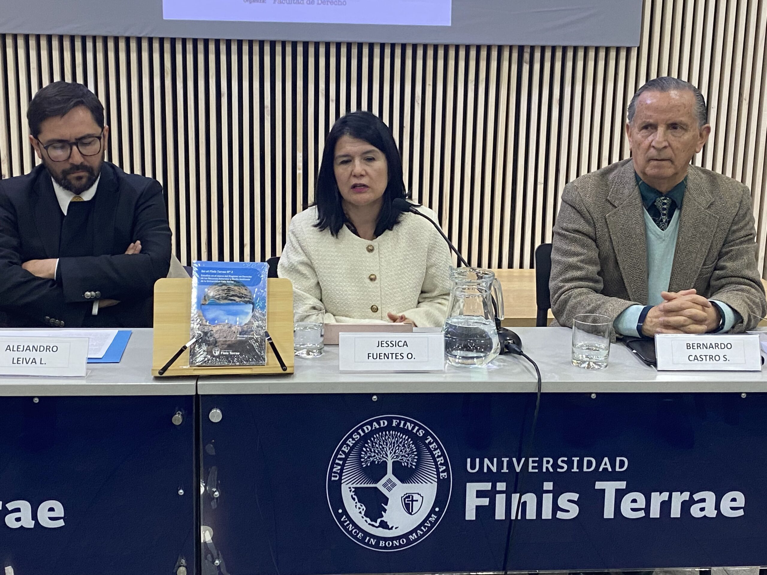 0CBAA76E-18C7-4151-8AB5-DB2139B1B6CB