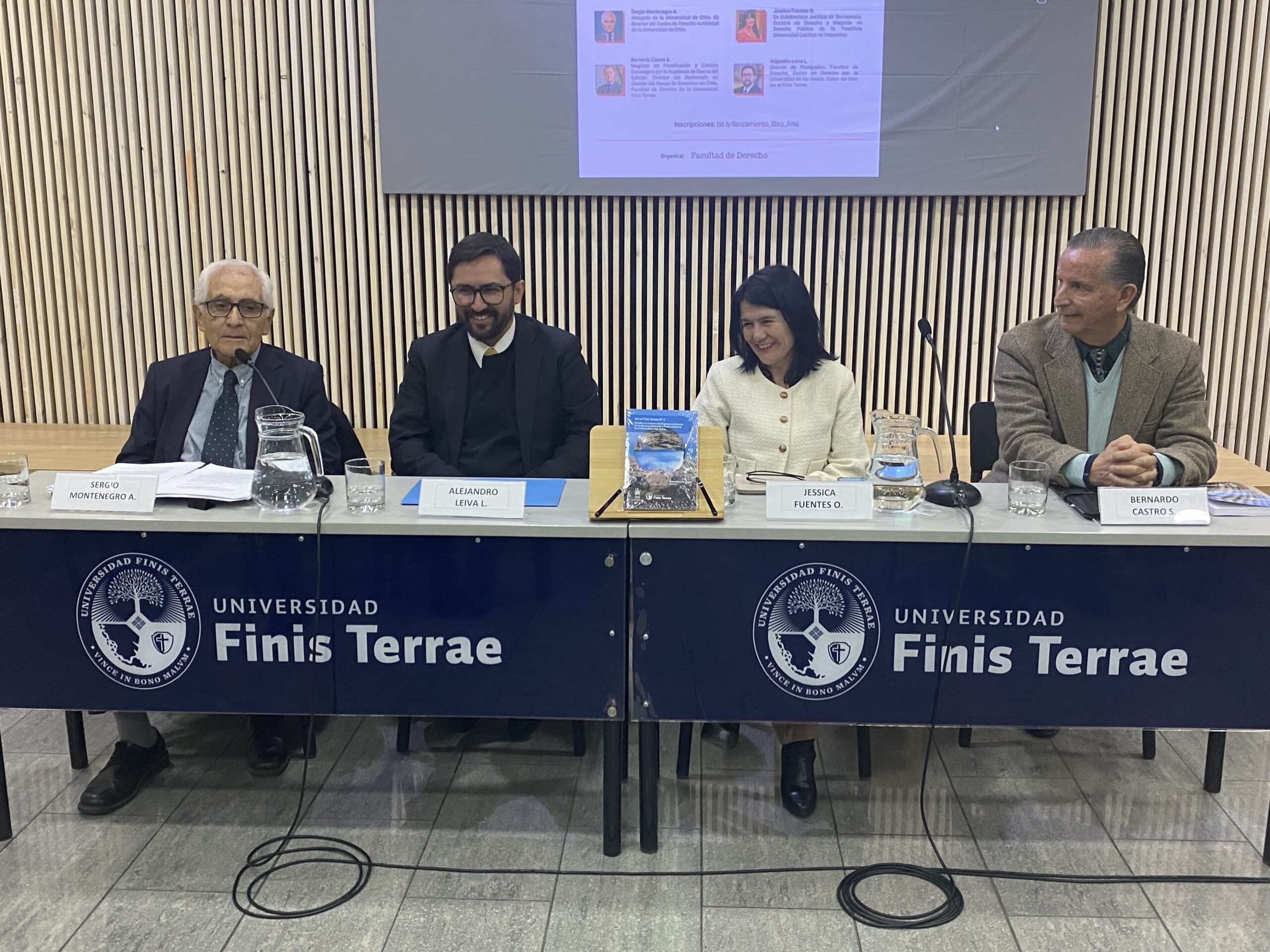 7B4DC1D7-90E5-4427-8B2E-56C3CEE20073