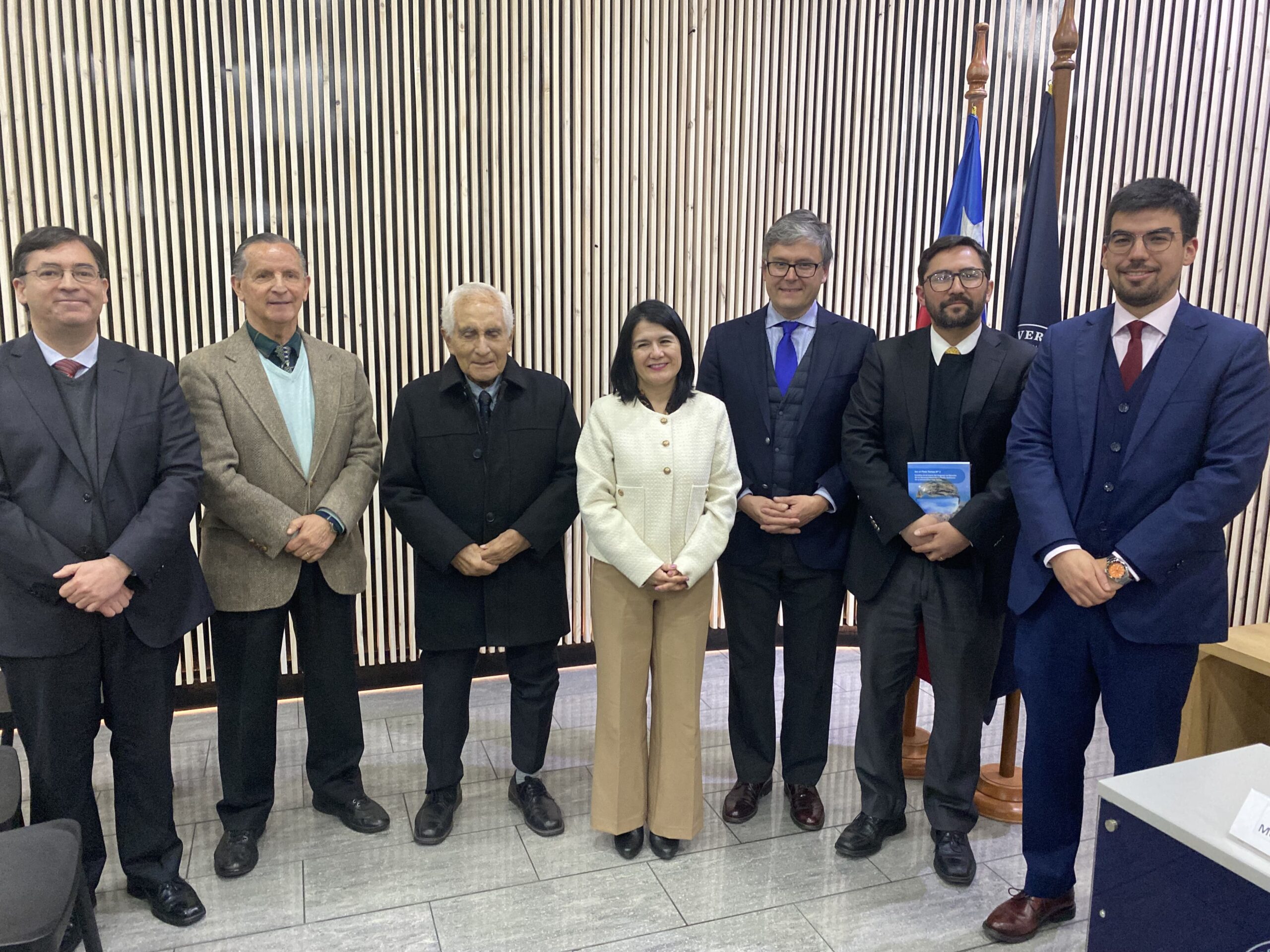 7D2B57C1-4C0F-4978-81AC-0D7E50C96F77