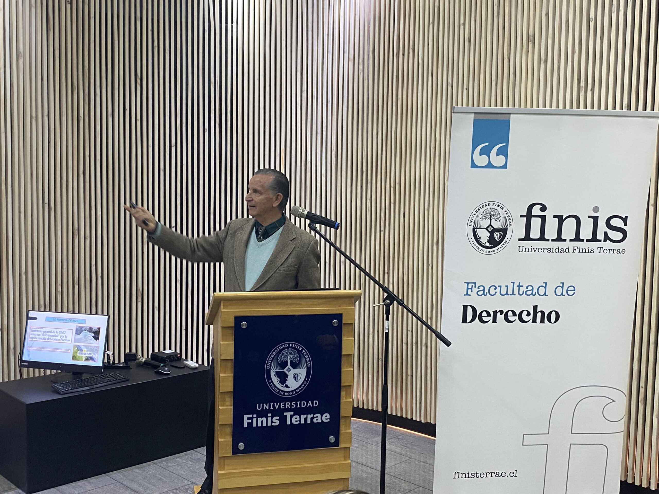 9C3B6805-B404-4F4B-BCC3-D4A47EAF984A