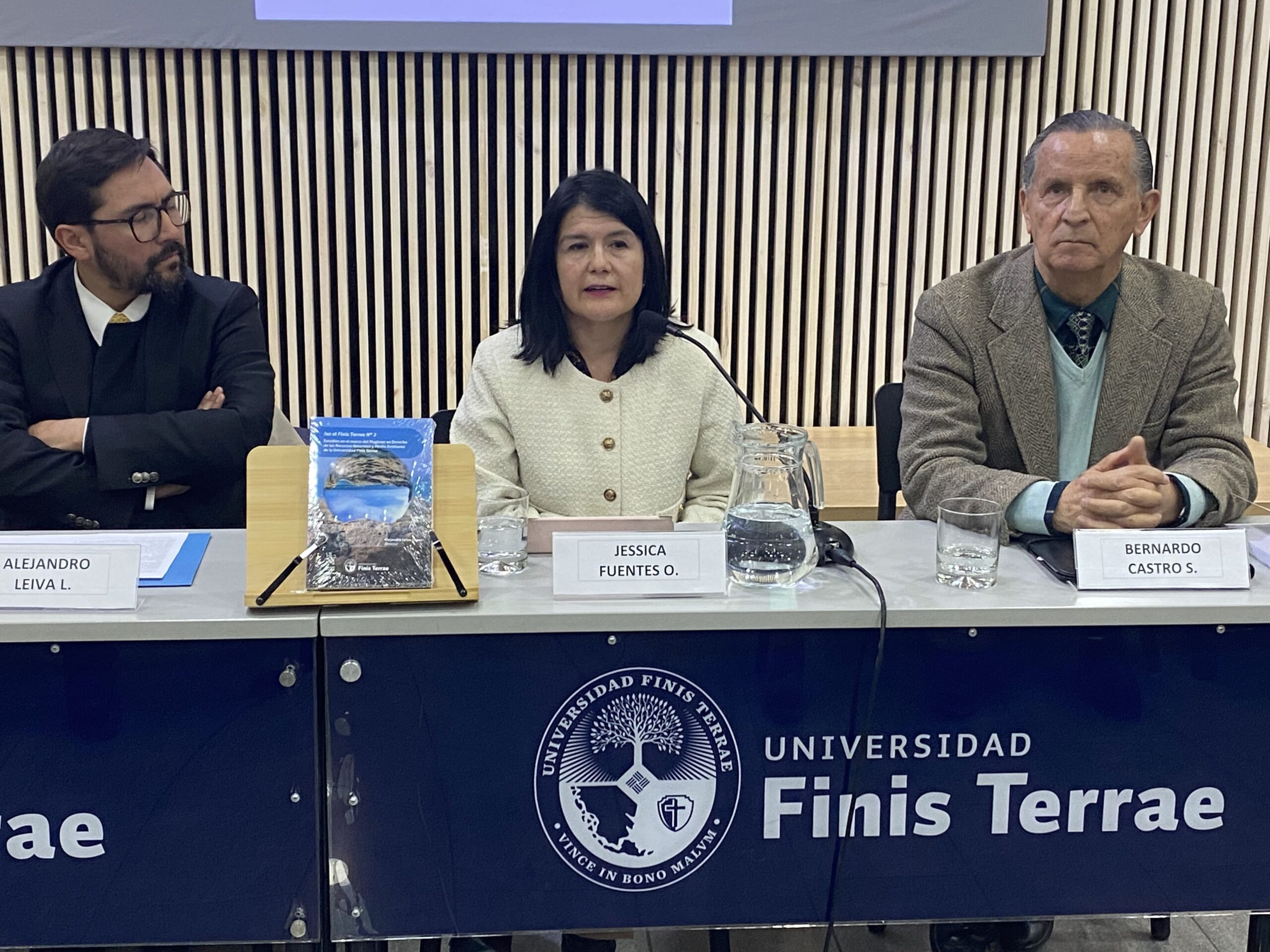 B2CF573B-4B7E-4106-B144-51090863DDC4