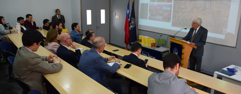 Premio-Nacional-Historia-2010-Bernardino-Bravo-Revista-Chilena-Historia-Derecho-Facultad-Derecho-Universidad-Finis-Terrae-principal