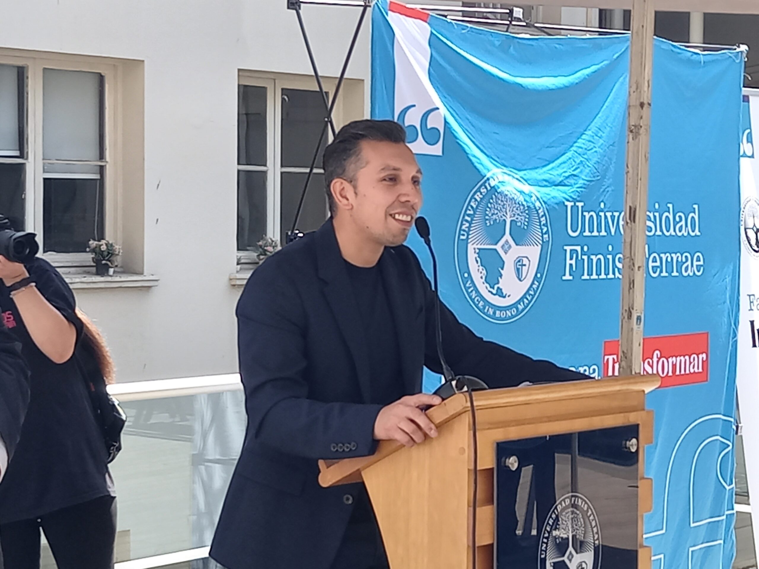 Cierre prog alfabetizacion digit mujeres Lampa _alcalde Opazo