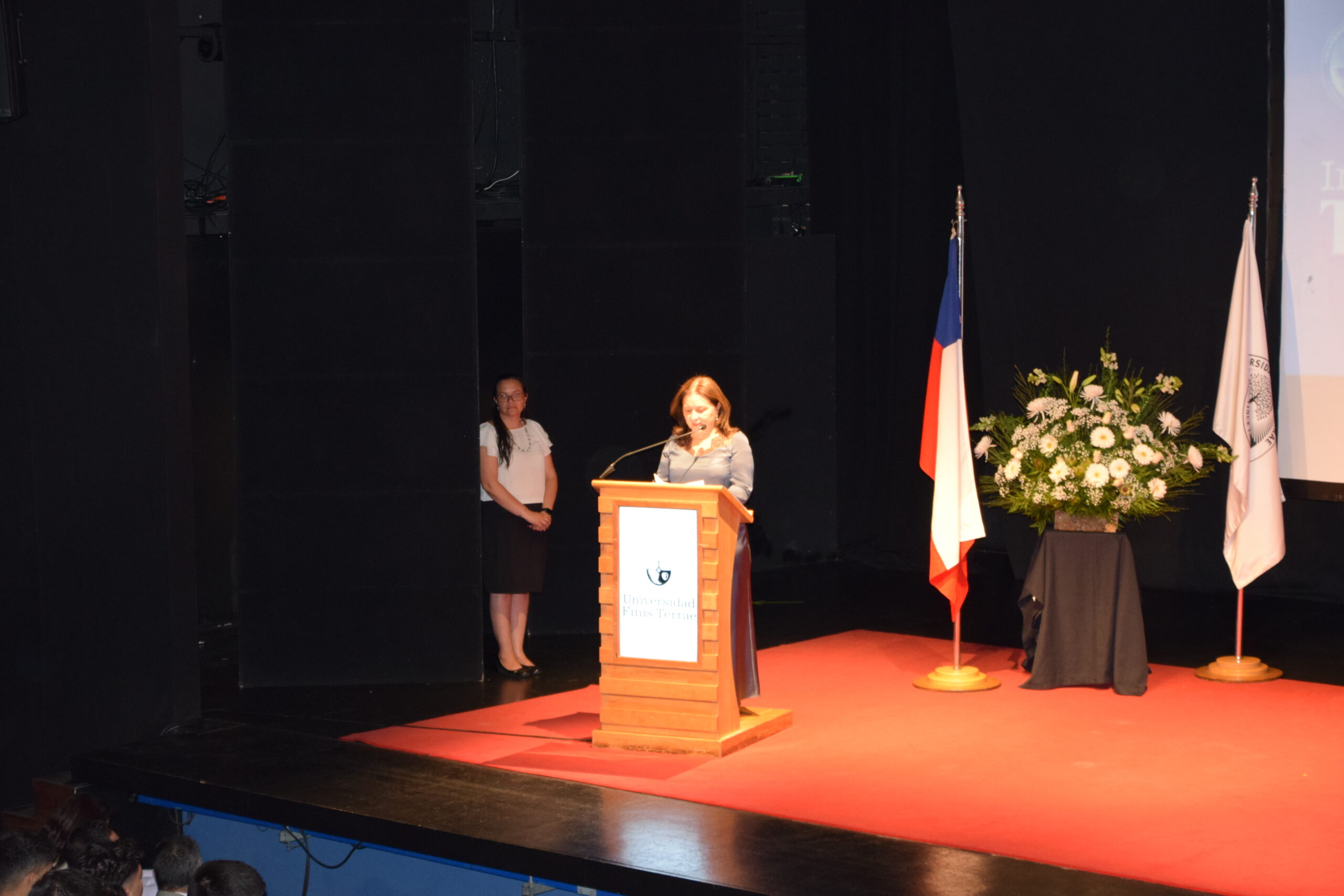 Decana Urrutia Titulacion 2024