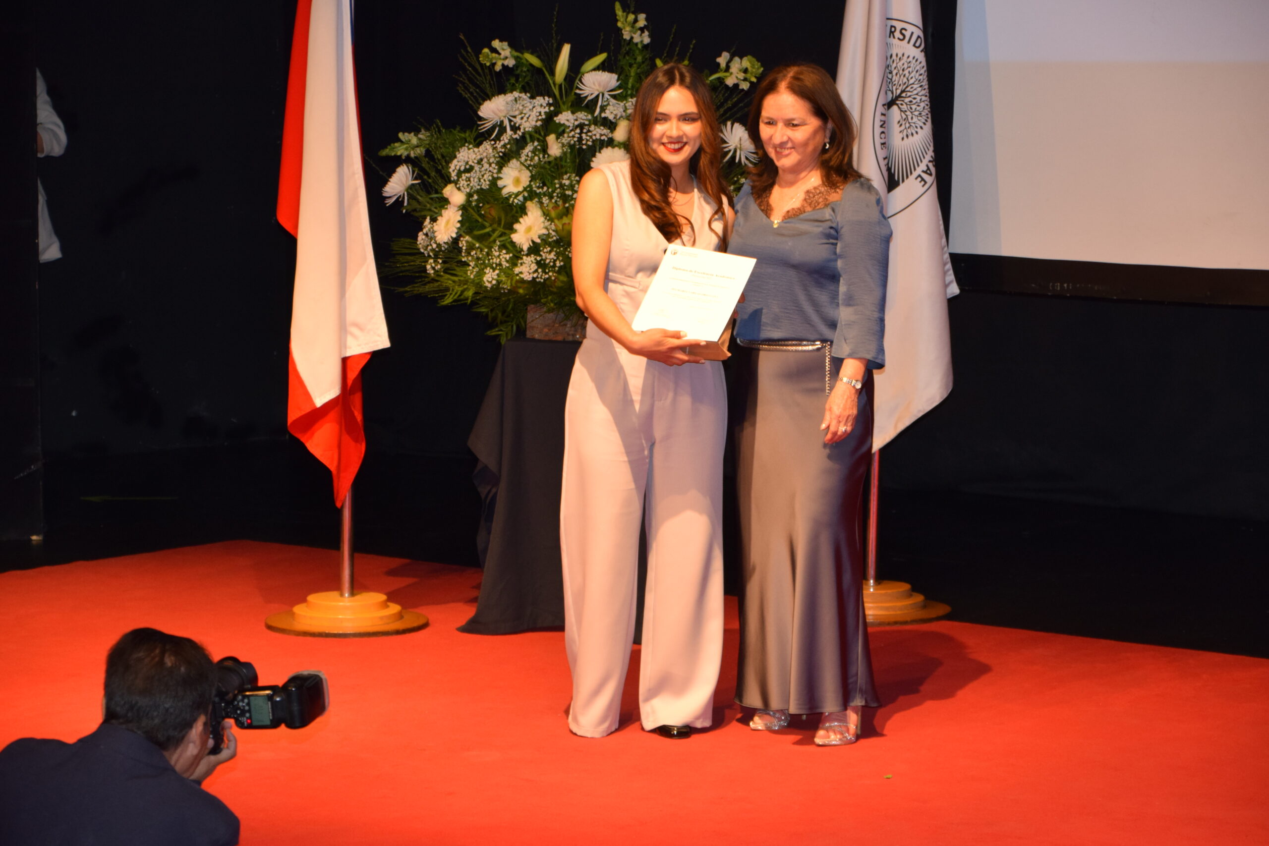 Titulacion 2024 FI ICIN Excelencia 02