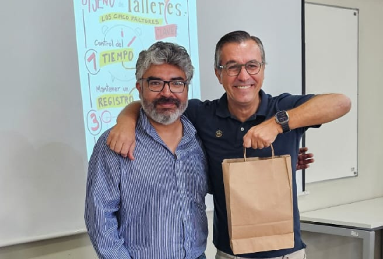 Dario Rojas y Arturo Gimenez trainer de Lego Serious Play 01