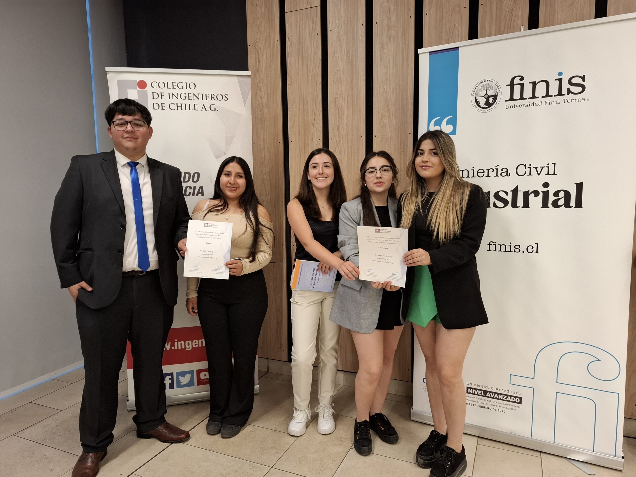 Innovando con ingenieria Menciones 01