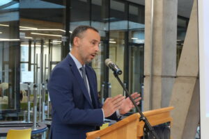 Dr. Ernesto Vega, decano Facultad de Medicina U. Finis Terrae