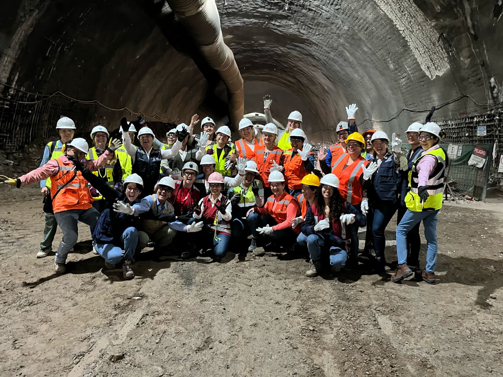 Elviaje de ser ingenieras en pique 15 metro 01