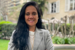 Dra. Mirella Biggini explica cómo la salud bucal afecta la salud mental de los niños