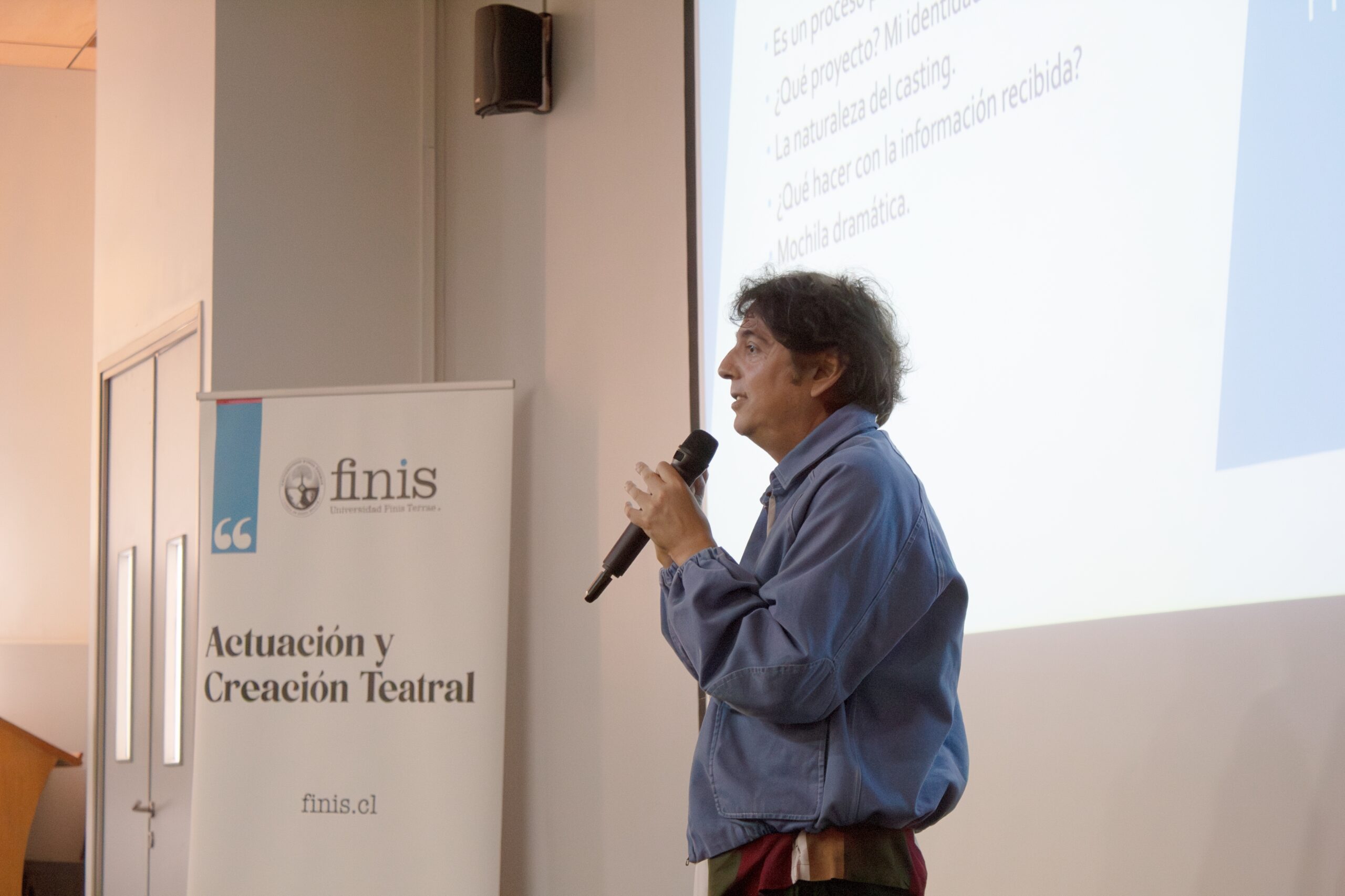 Roberto Matus. actuación 2